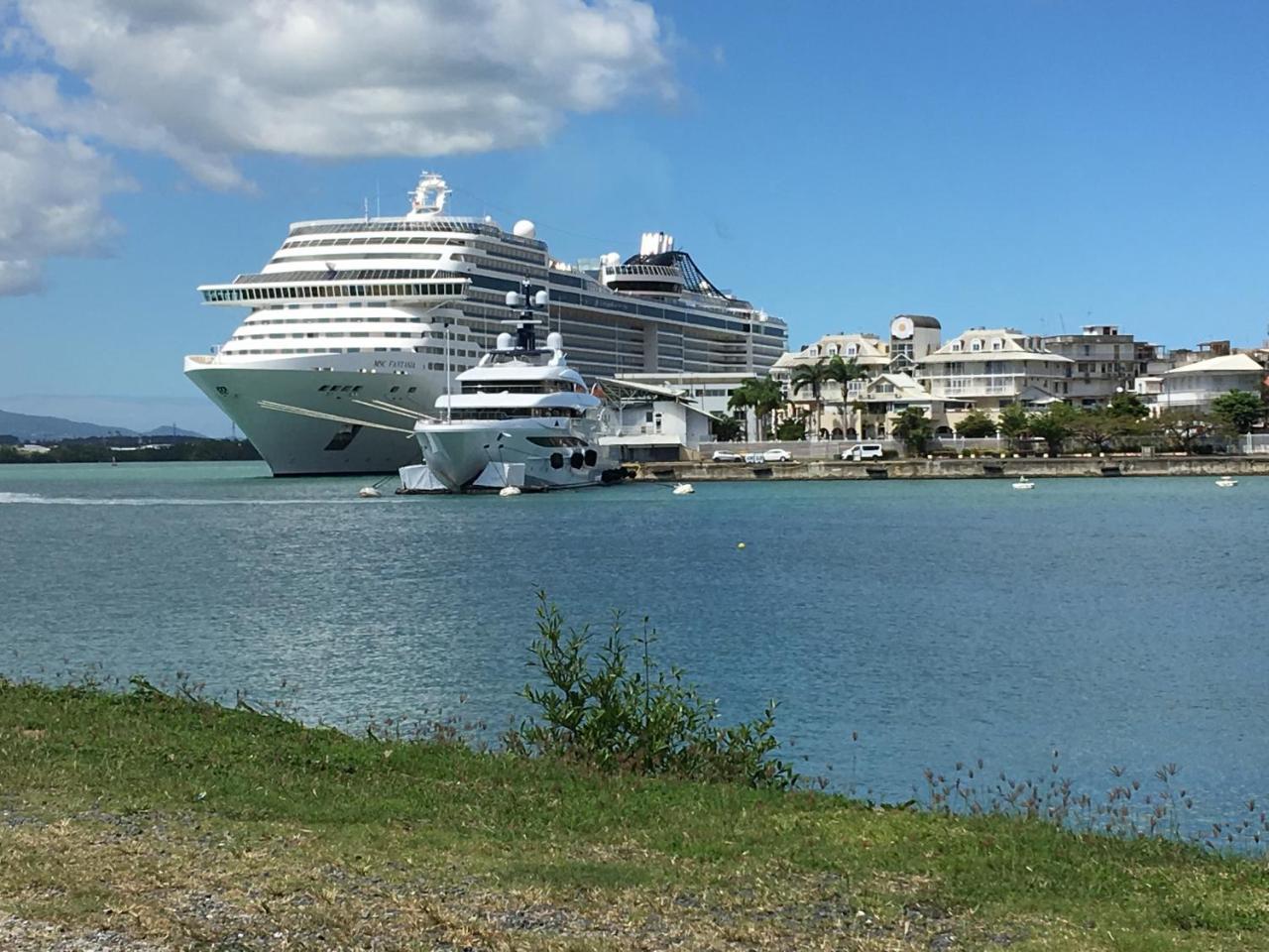 Hotel Saint John Perse Pointe-à-Pitre Esterno foto
