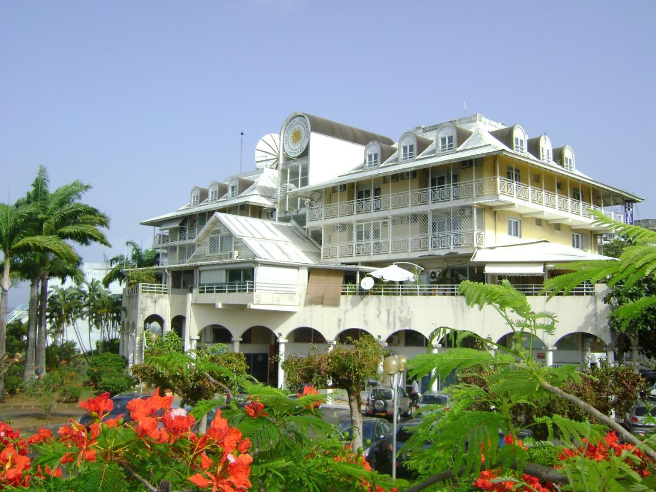 Hotel Saint John Perse Pointe-à-Pitre Esterno foto